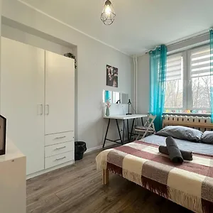  Kwatera prywatna Lovely - Peaceful Retreat, 2 Minutes To Old Town Polska