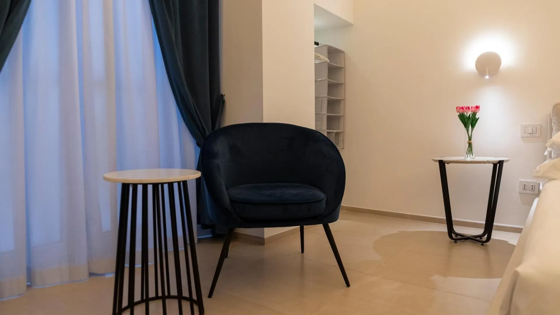 Dimora Zonno Apartment Bari 0*,  Italy