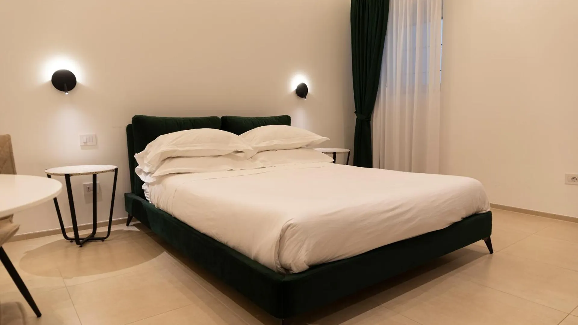 Dimora Zonno Apartment Bari